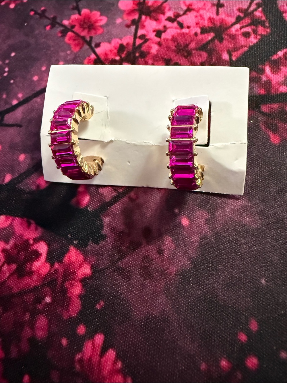 Gold Hoop Earrings with Fuchsia Baguette Stones